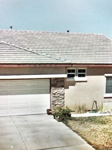 15198 Hallmark Ln, Victorville, CA 92394-7493