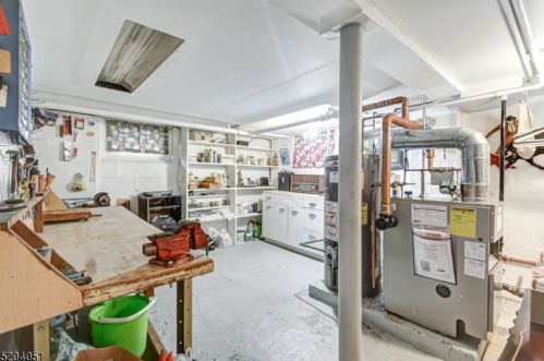 1528 Bond St, Industrial Hillside NJ  07205-1638 exterior