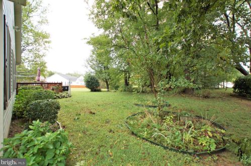 311 Quaker Hill Rd, Magnolia DE  19962-2224 exterior