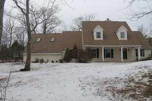 130 Cypress Dr, Cresco, PA 18326-7131