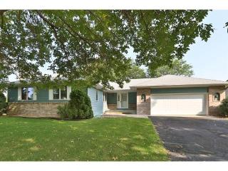 207 Sunrise Ln, Champlin, MN 55316-1287