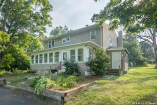 6 Beaverkill Rd, West Saugerties, NY 12477-4201