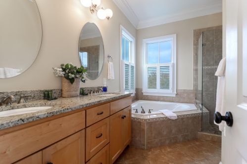 601 Ocean Blvd, Isle Of Palms SC  29451-2134 exterior