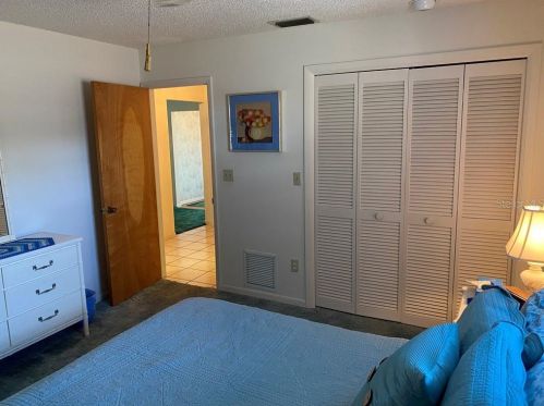 3048 Peterborough St, Tarpon Springs FL  34690-2036 exterior