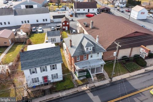 1210 Philadelphia Ave, Gilbertsville PA  19525-9573 exterior