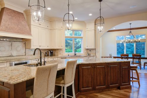 1410 Bristlecone Dr, Chenequa WI  53029-8653 exterior