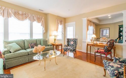 1207 Lilac Ct, Lansdale PA 19446-7613 exterior