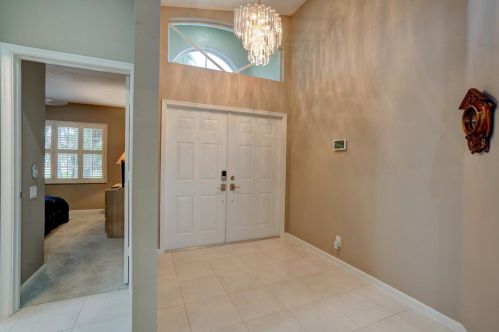 7038 Haviland Cir, Boynton Beach FL  33437-6472 exterior