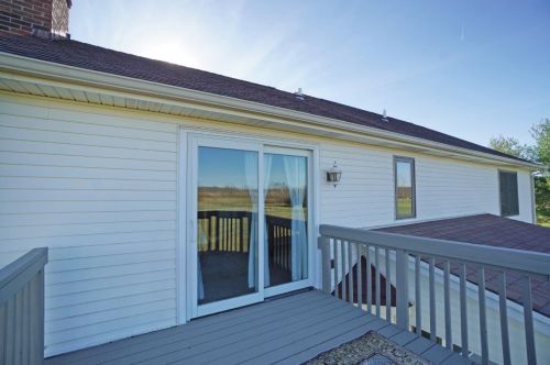 386 Schell Rd, Wilmington OH  45177-9037 exterior