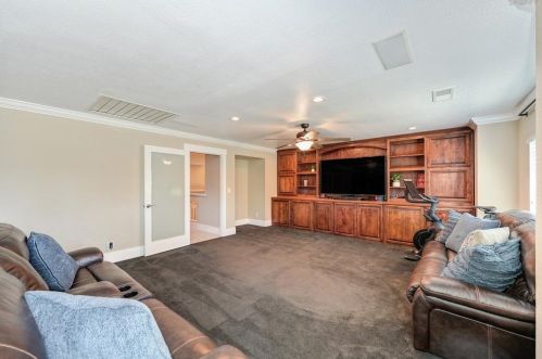 2862 Aquamarine Cir, Rescue CA  95672-9339 exterior