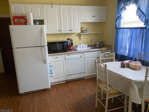 17 Beekman St, Bloomfield NJ 07003-3801 exterior