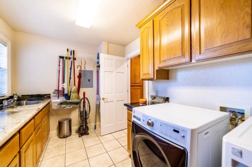 224 American Riv Cyn Dr, Folsom CA 95630-7143 exterior