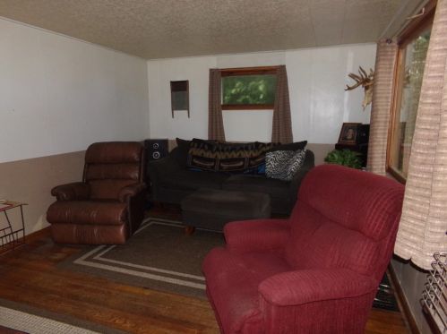 7423 Penn Ave, Somerset PA  15501-7372 exterior