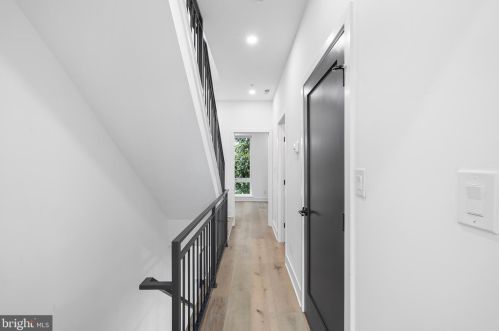 734 Dudley St, Philadelphia PA 19148-2340 exterior