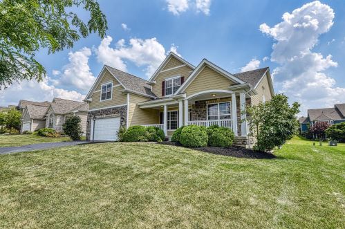 6464 Fox Hollow Dr, Galena, OH 43021-8116
