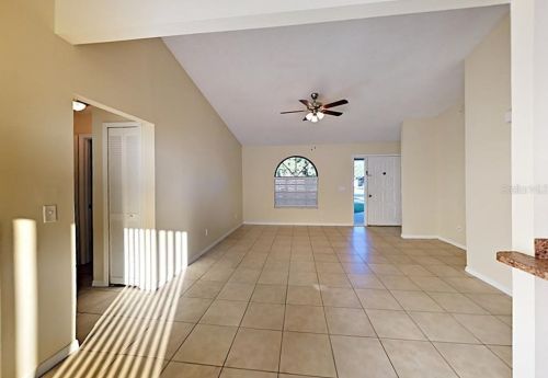 480 Priscilla Ave, Deltona, FL 32725-8276