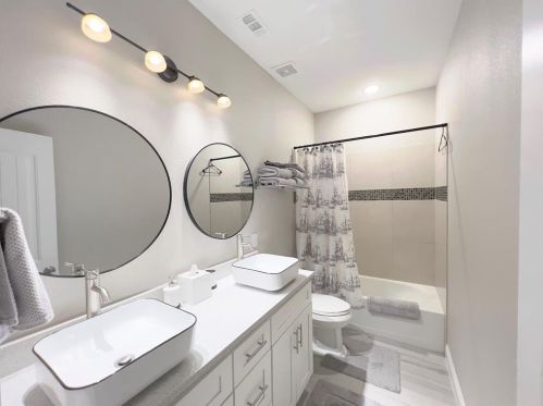 1502 Doyle Ave, Dallas TX 75203-3223 exterior