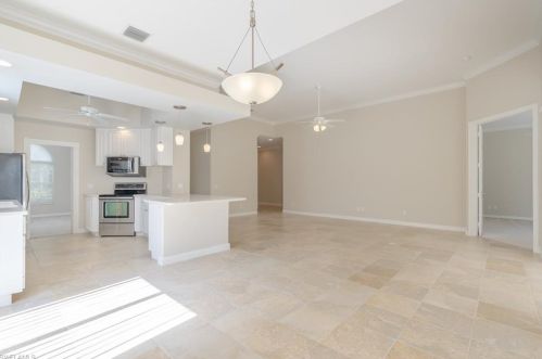 7829 Orvieto Ct, Naples FL  34114-2634 exterior