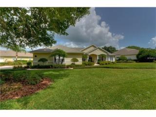1443 Kensington Woods Dr, Lutz, FL 33549-3882