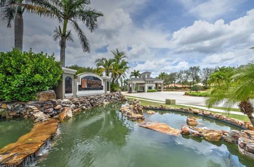 14059 Mirror Ct, Naples, FL 34114-8654