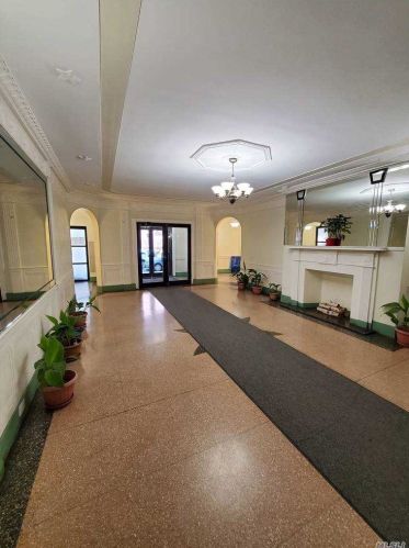 41-12 41st St, Long Island City NY  11104-1024 exterior