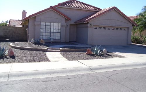 6729 Wescott Dr, Glendale, AZ 85308-5750