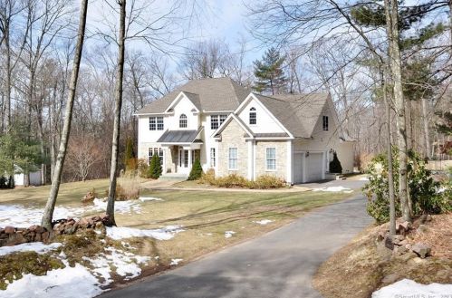 27 Petersen Rd, Granby, CT 06035-1907
