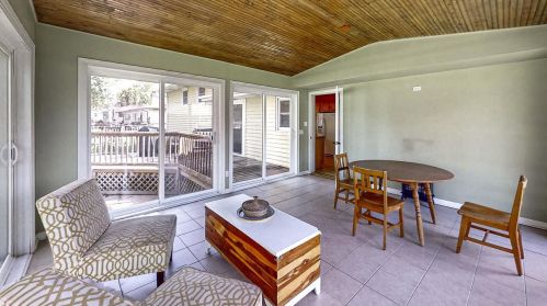 1618 Homberg Ln, Madison WI  53716-1928 exterior