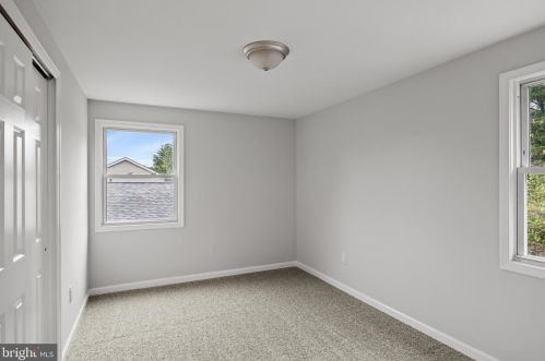 11 Garland Ln, Willingboro NJ  08046-3012 exterior