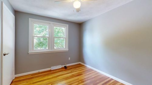 13 Larchmont Dr, Coventry RI exterior