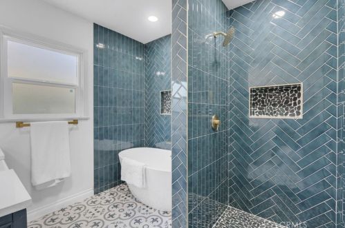3936 Gaviota Ave, Long Beach CA  90807-3740 exterior
