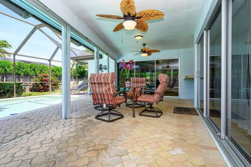 320 Hazelcrest St, Marco Island FL  34145-5230 exterior