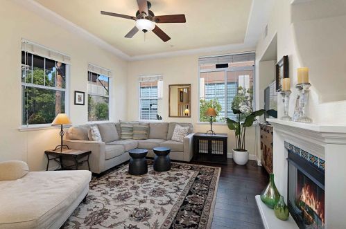 2186 Historic Decatur Rd, San Diego, CA 92106-6093