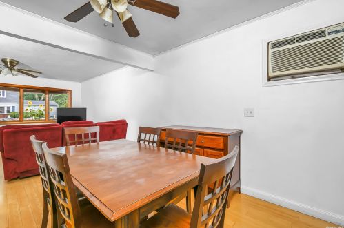 495 Delaware Ave, North Lindenhurst NY  11757-3410 exterior