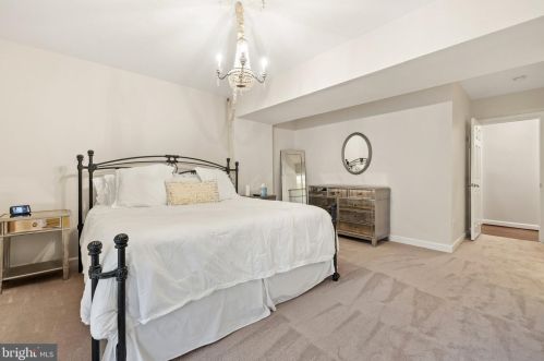 4318 Wisley Turn, Woodbridge VA  22192-7822 exterior