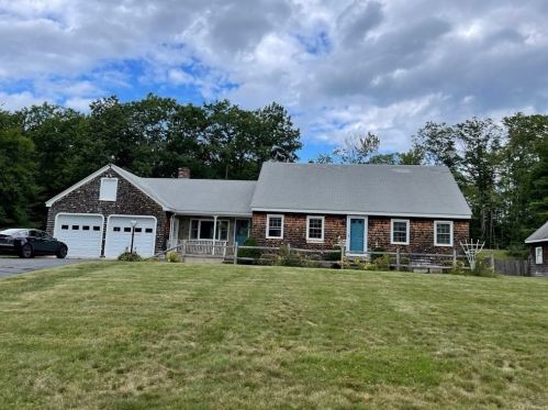 397 Main St, Ashby MA  01431-2306 exterior