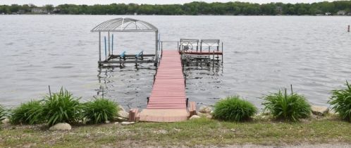 7318 Tichigan Rd, Waterford, WI 53185-1754