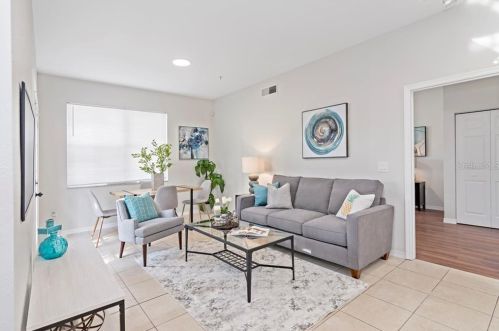 4000 Venetian Bay Dr, Kissimmee, FL 34741-1502