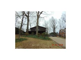 6226 Woodmoor Ave, Canton, OH 44718-1244