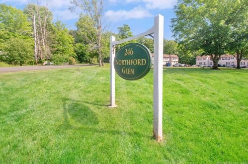 246 Reeds Gap Rd, Northford CT  06472-1146 exterior