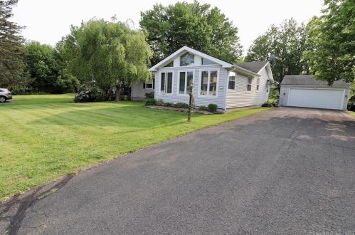 165 Tryon St, Middletown, CT 06457-4535