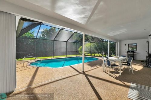 20044 Back Nine Dr, Boca Raton FL  33498-4707 exterior