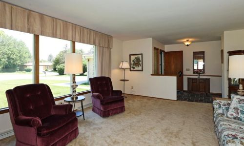 3711 Abbott Ave, Milwaukee WI 53221-3058 exterior