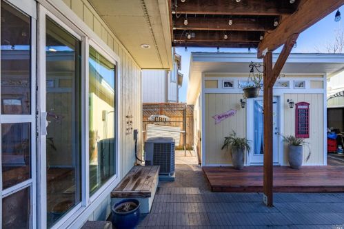 9591 Kristine Way, Windsor CA  95492-8889 exterior