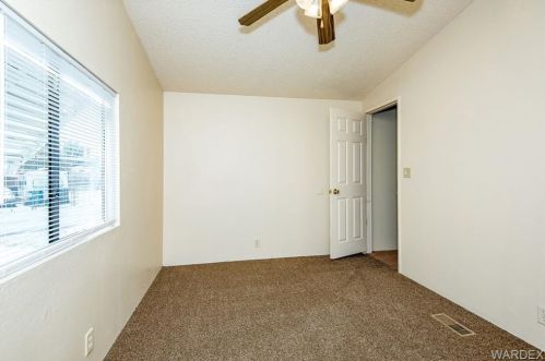 1460 Trane Rd, Bullhead City AZ  86442-5905 exterior