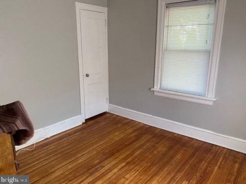 213 Inman Ter, Willow Grove PA  19090-3513 exterior