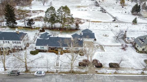 252 Broadmoor Blvd, Springfield OH  45504-1120 exterior
