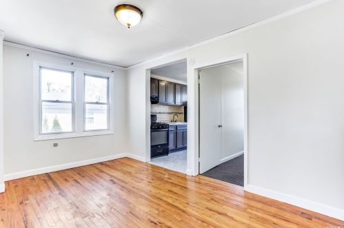 117-11 146th St, Jamaica, NY 11436-3469