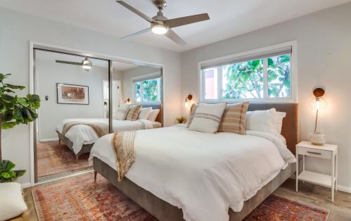 824 Anacapa Ct, San Diego CA  92109-8203 exterior