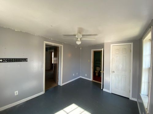 207 Prospect St, South Connellsville PA  15425-3345 exterior